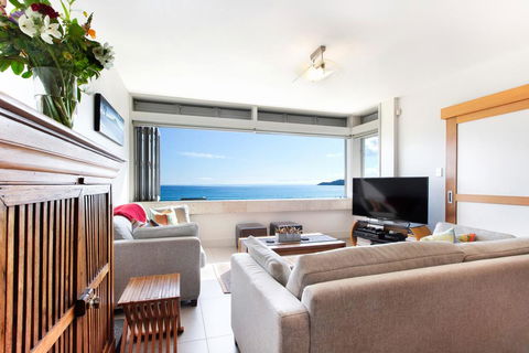 Apartment On The Beach Located At The Sands - Accommodation New Zealand 0