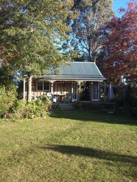 Bumblebee Cottage