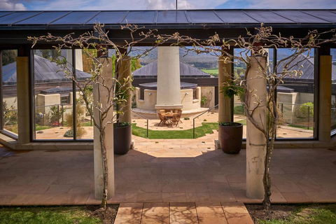 Cabot Lodge - Fiordland National Park - Accommodation New Zealand 1