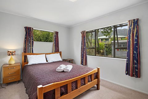 Calbury Crib - Marlborough Sounds - Accommodation New Zealand 1