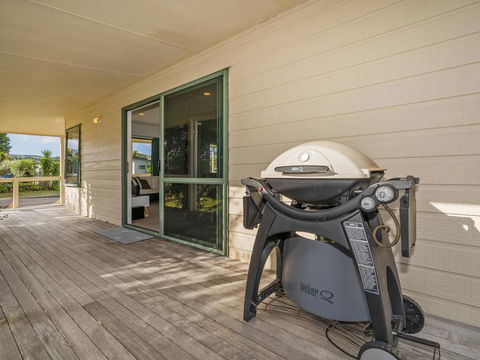Captain's Cabin - Cooks Beach Holiday Home - Accommodation New Zealand 3