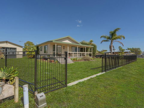Captain's Cabin - Cooks Beach Holiday Home - Accommodation New Zealand 0