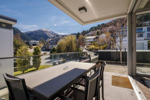 Central Hideaway On Kent - Accommodation New Zealand 3