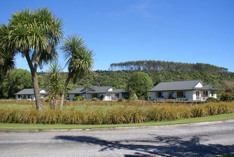 Karamea River Motels - Accommodation New Zealand 0