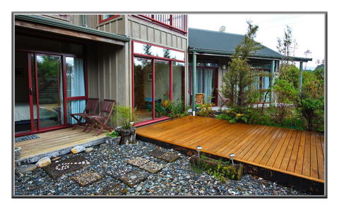 Mahitahi Lodge - Accommodation New Zealand 3
