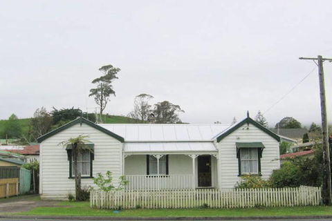 Paeroa House B&B - Accommodation New Zealand 0