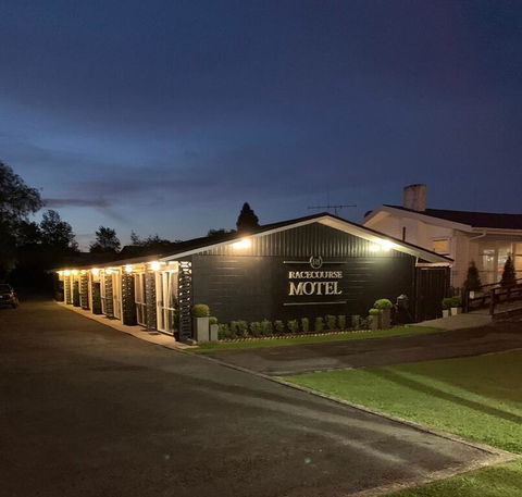 Racecourse Motel - Accommodation New Zealand 0