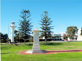 Historic Wallaroo Town Drive Logo and Images