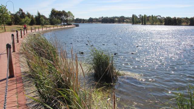 Yerrabi Pond Logo and Images