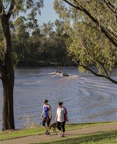 St George Riverbank Walkway - thumb 0