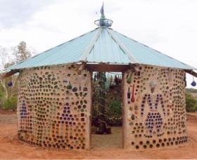 Aladdins Cave Bottlehouse - thumb 0