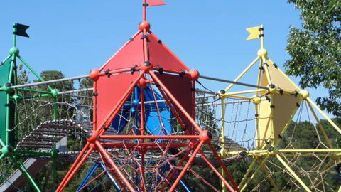 Fadden Pines Playground - Car Rental 3