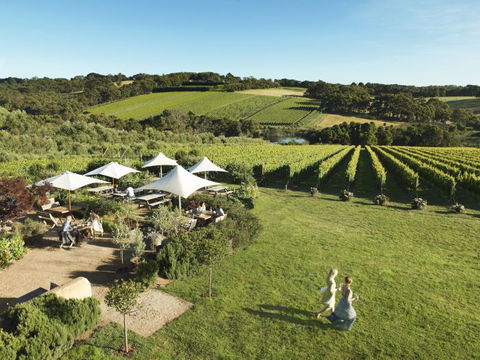 Melbourne Coastal Touring - Sunshine Coast Guide 1
