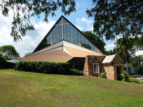 Christ Church Cathedral Precinct - Accommodation Gladstone 1
