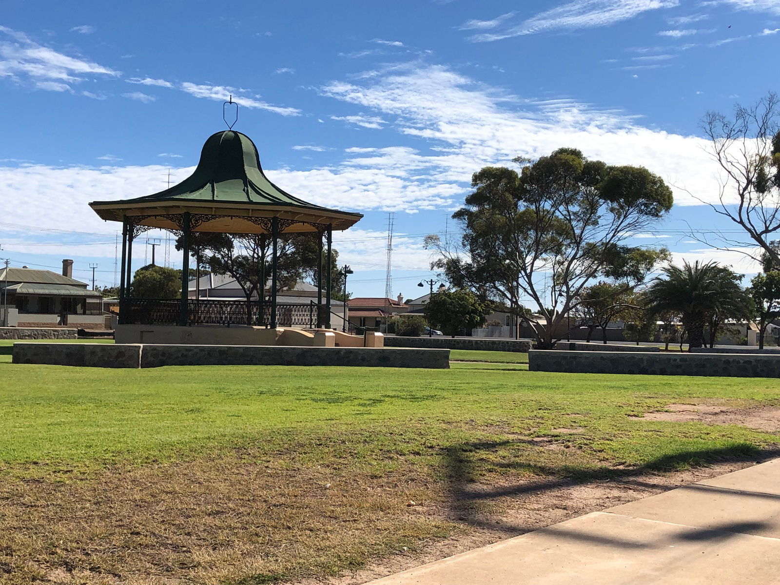 Davies Square, Wallaroo Logo and Images
