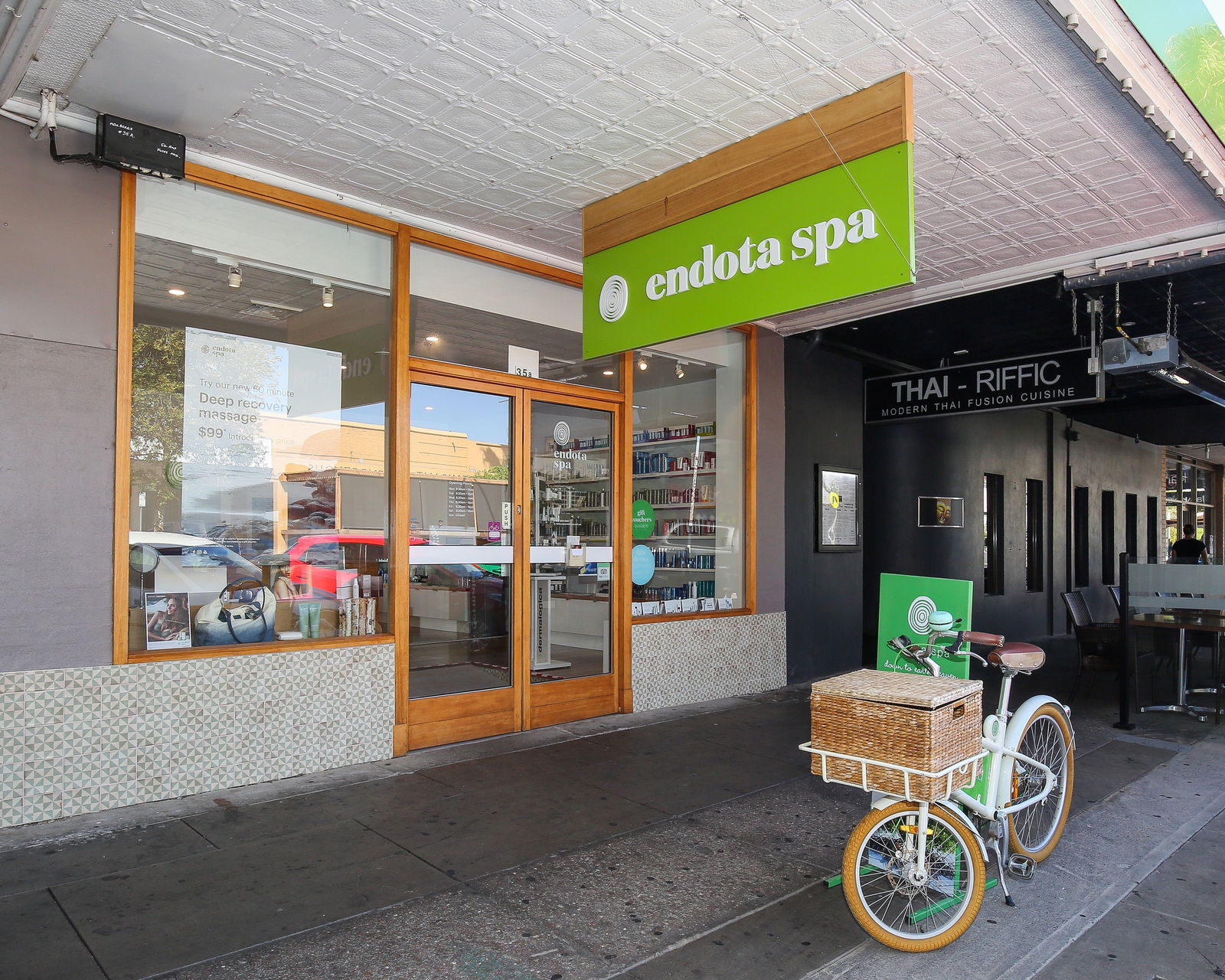 endota spa Mildura Logo and Images