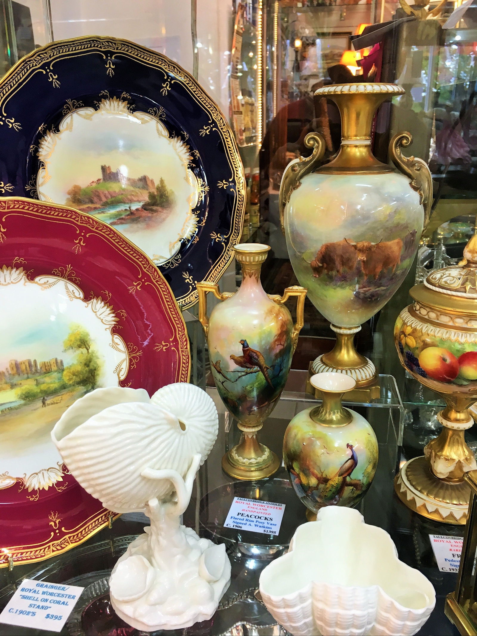 Faulconbridge Antiques and Giftware Logo and Images