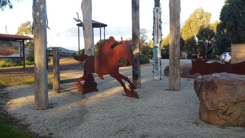 Mansfield Arts Walk - Attractions 1