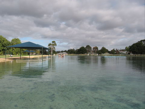 Millicent Swimming Lake - Holiday Jervis Bay 1