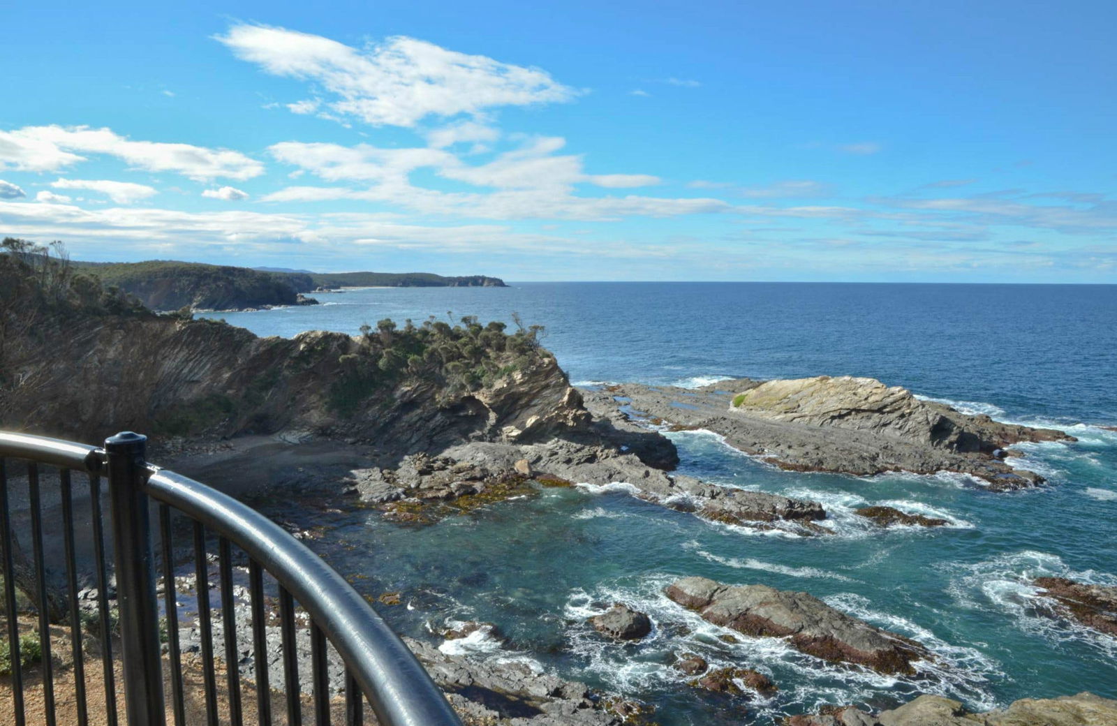 North Head Lookout Logo and Images