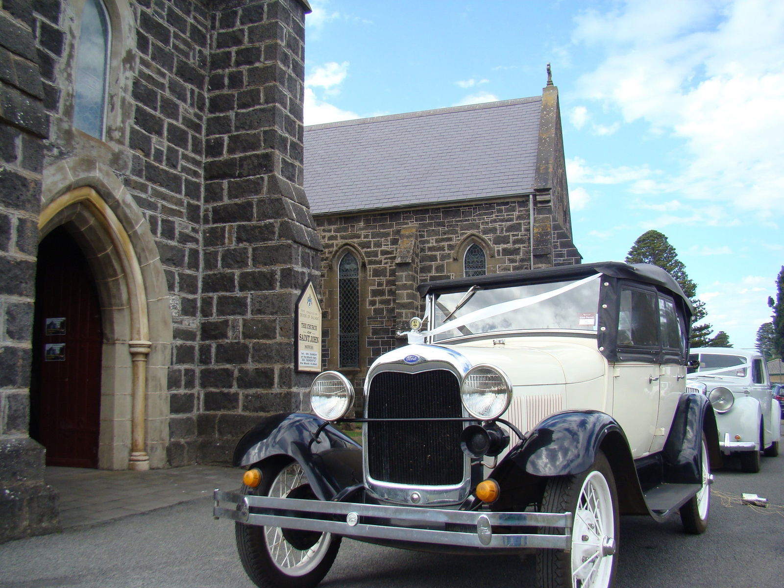 St John's Anglican Church Port Fairy Logo and Images
