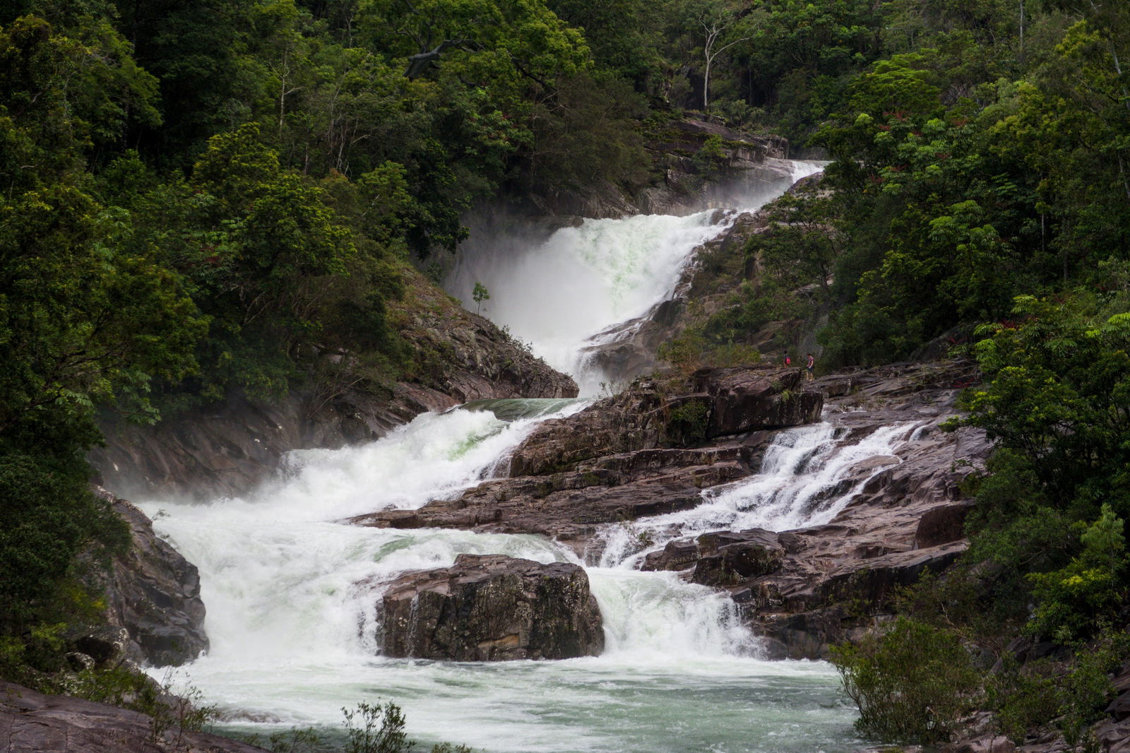Behana Gorge Logo and Images