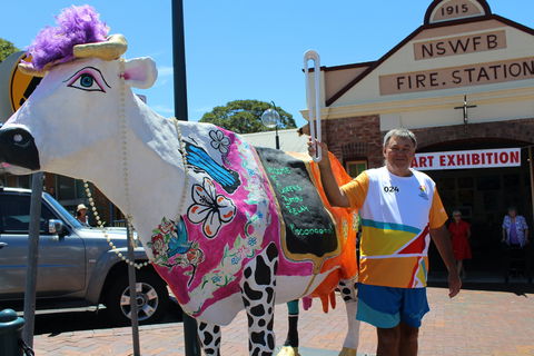 Daisy The Decorated Dairy Cow - Attractions Perth 0