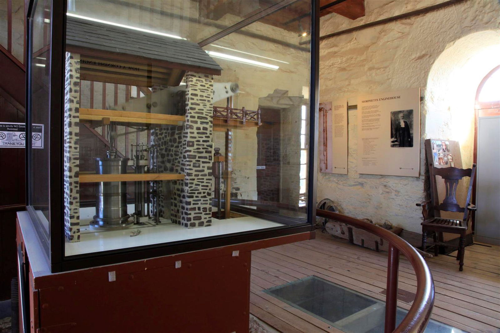 Morphetts Enginehouse Logo and Images
