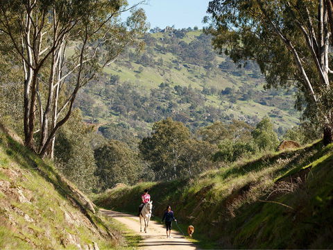 Trawool Valley - Attractions Perth 1