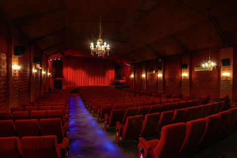 Avoca Beach Picture Theatre - Accommodation Perth 1