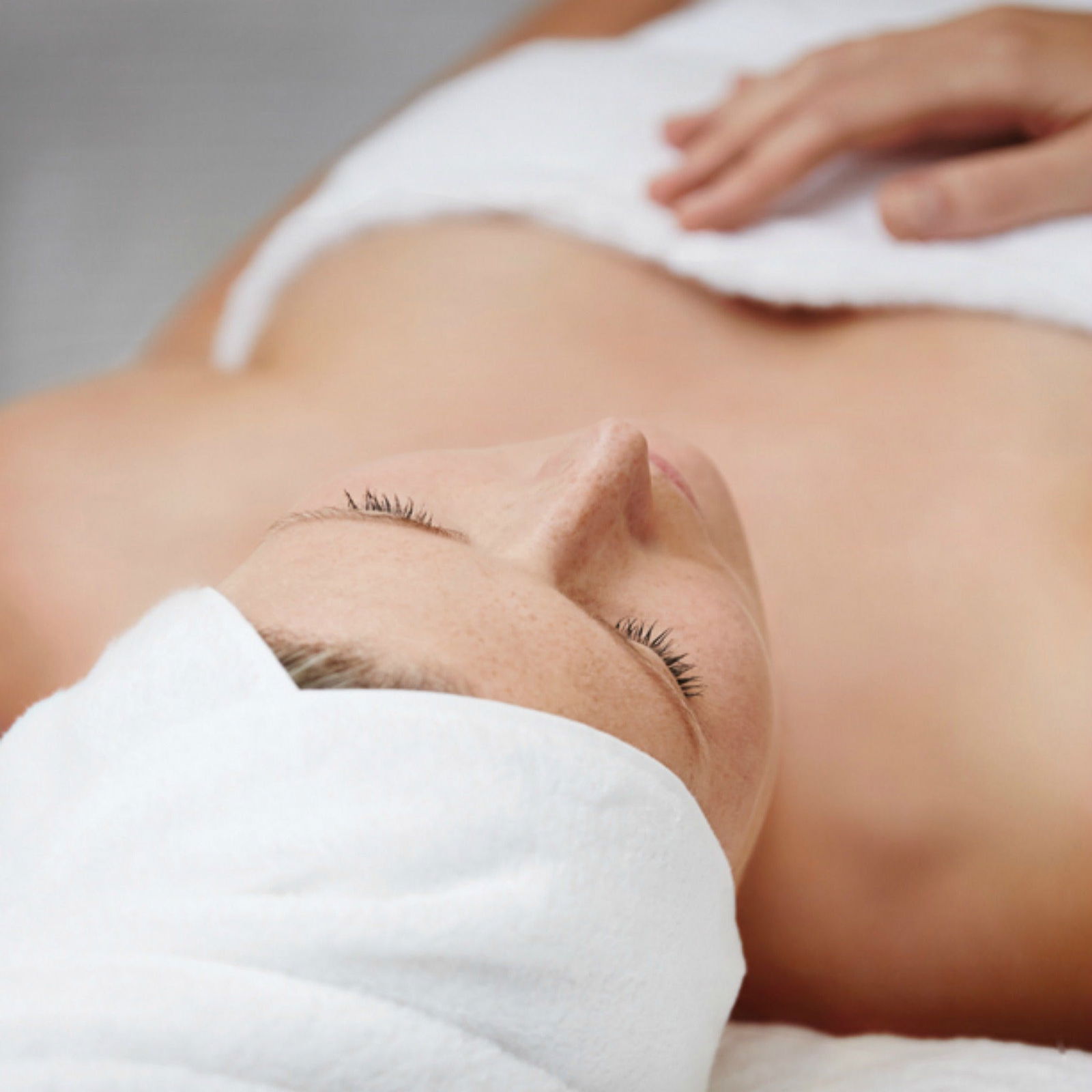 Endota Spa Diamond Beach and Forster Logo and Images