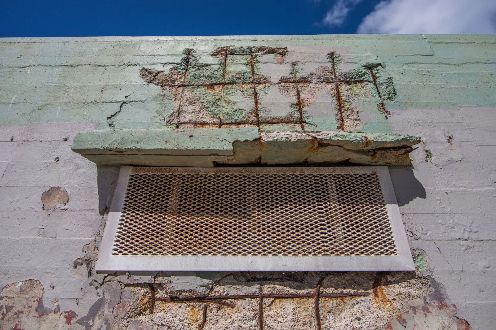 Fort Bribie Logo and Images