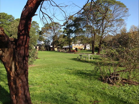 HIRL Hamilton Institute Of Rural Learning - Accommodation Brisbane 2