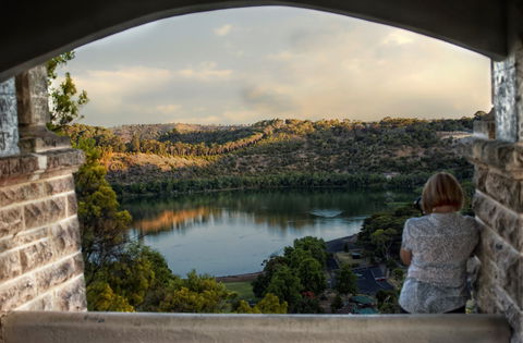 Mount Gambier Crater Lakes Trail - Holiday Jervis Bay 0