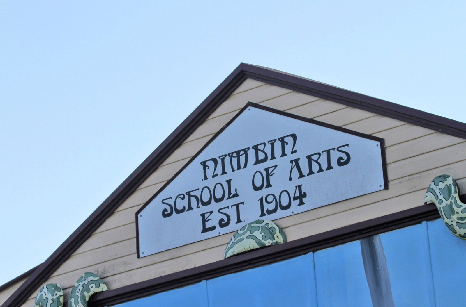 Nimbin School of Arts Logo and Images