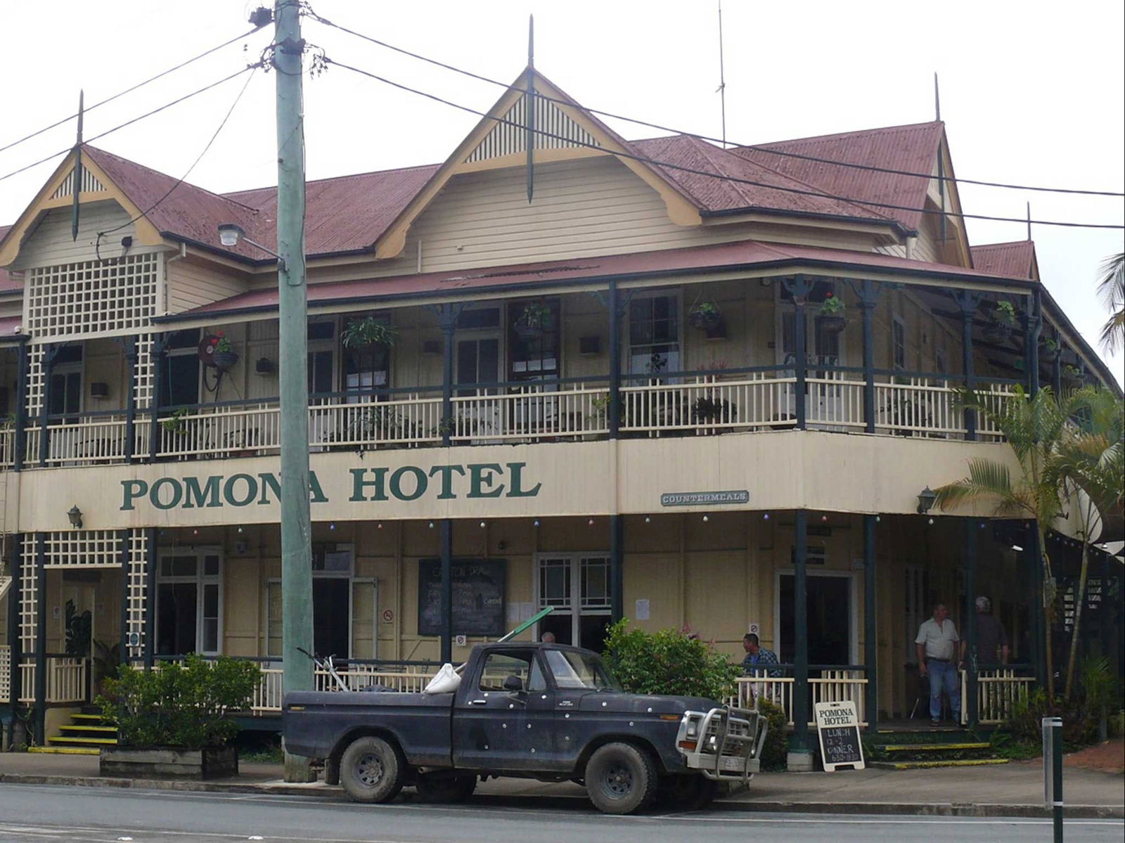 Pomona Logo and Images