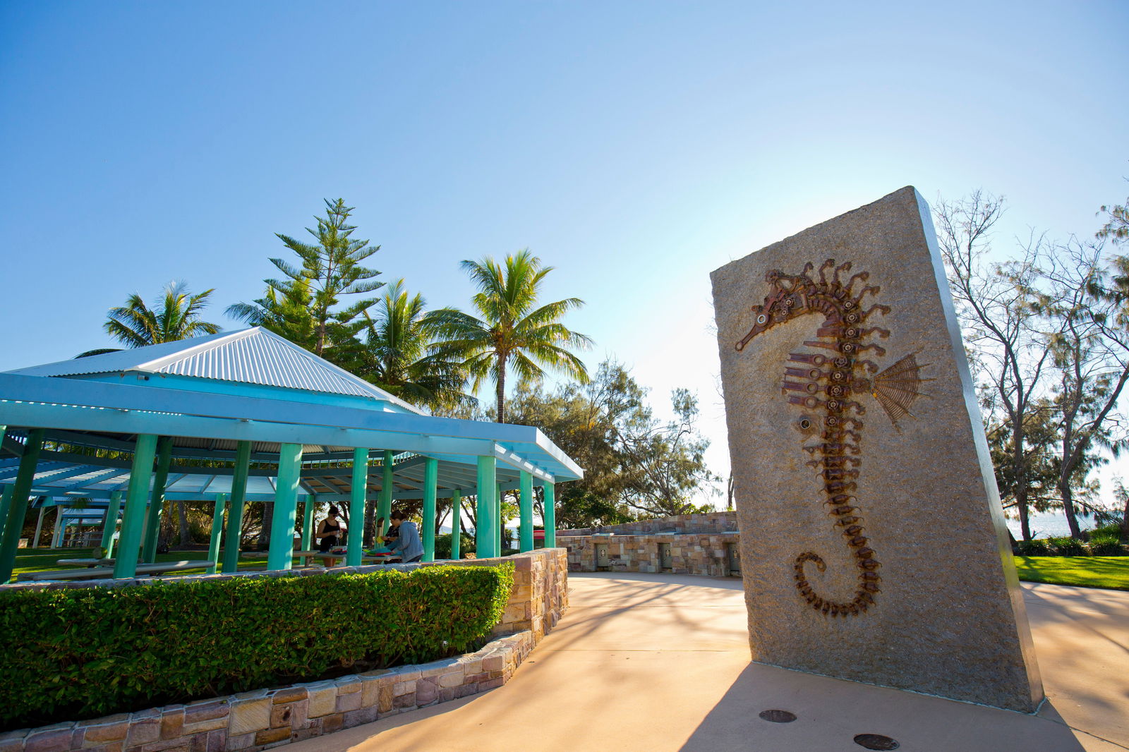 Tannum Sands Logo and Images