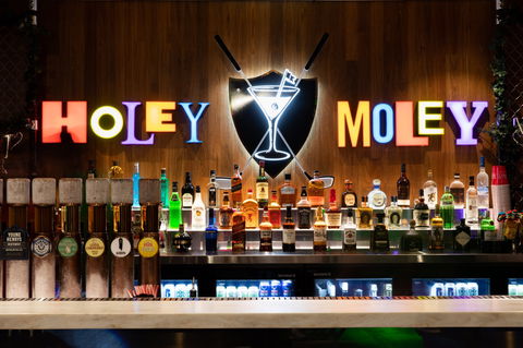 Holey Moley Wollongong - Mackay Tourism 0