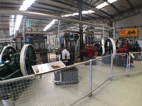 Melbourne Steam Traction Engine Club - Holiday Jervis Bay 1