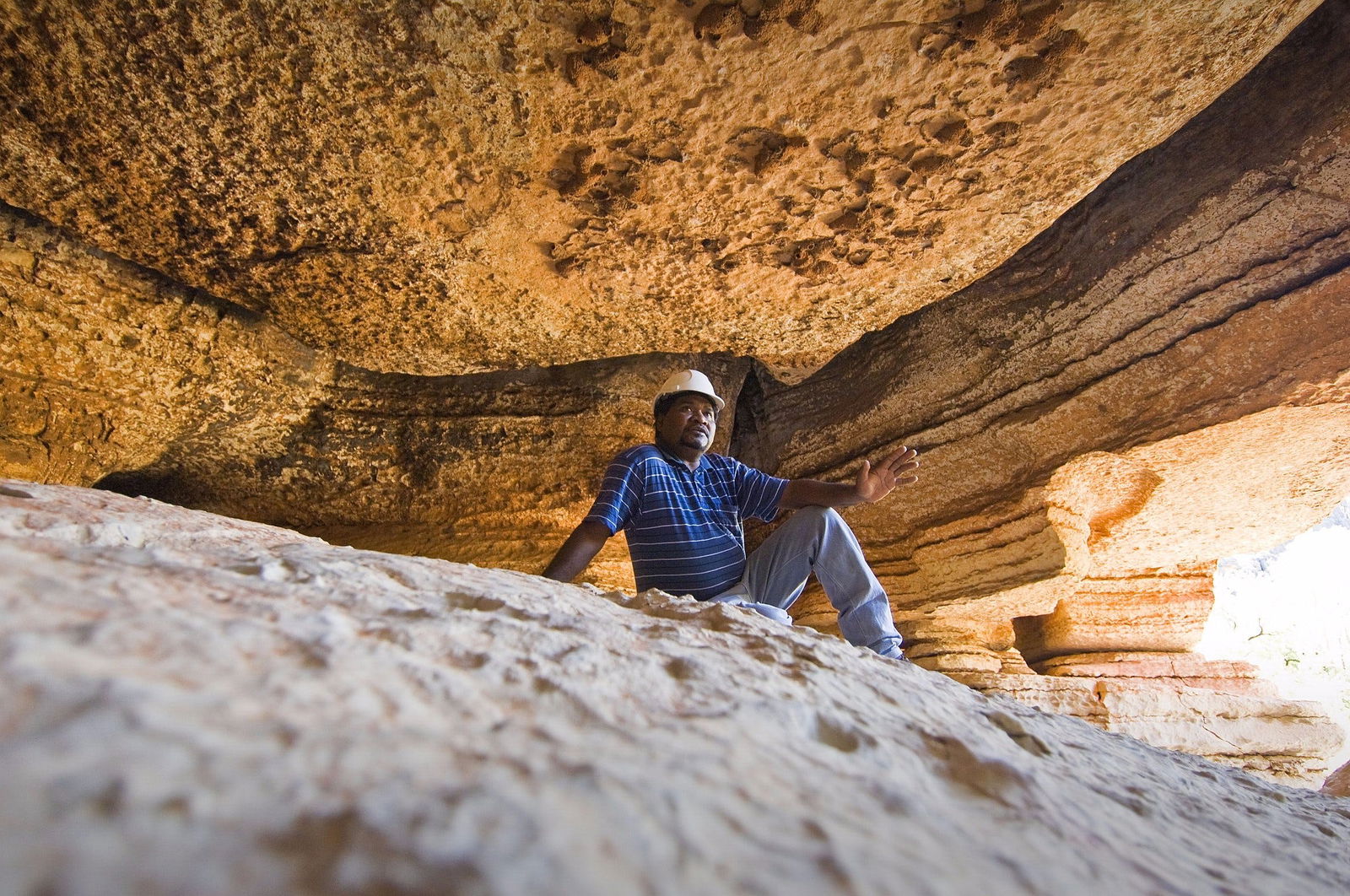 Mimbi Caves - thumb 1