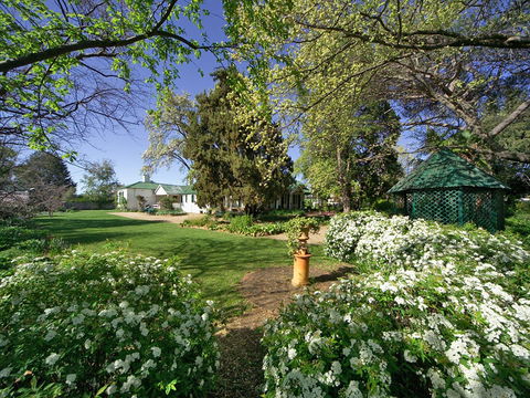 Miss Traill’s House And Garden - Wagga Wagga Accommodation 1