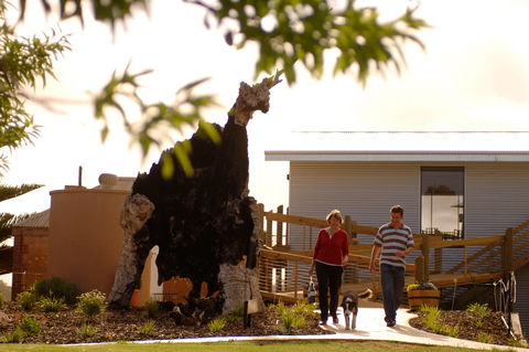 Newman's Horseradish Farm And Rusticana Wines - Accommodation Directory 1