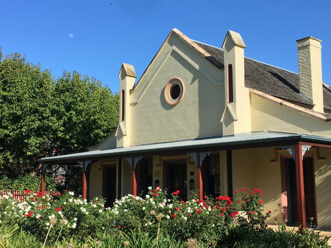 Quondong Cottage - Accommodation Batemans Bay 0