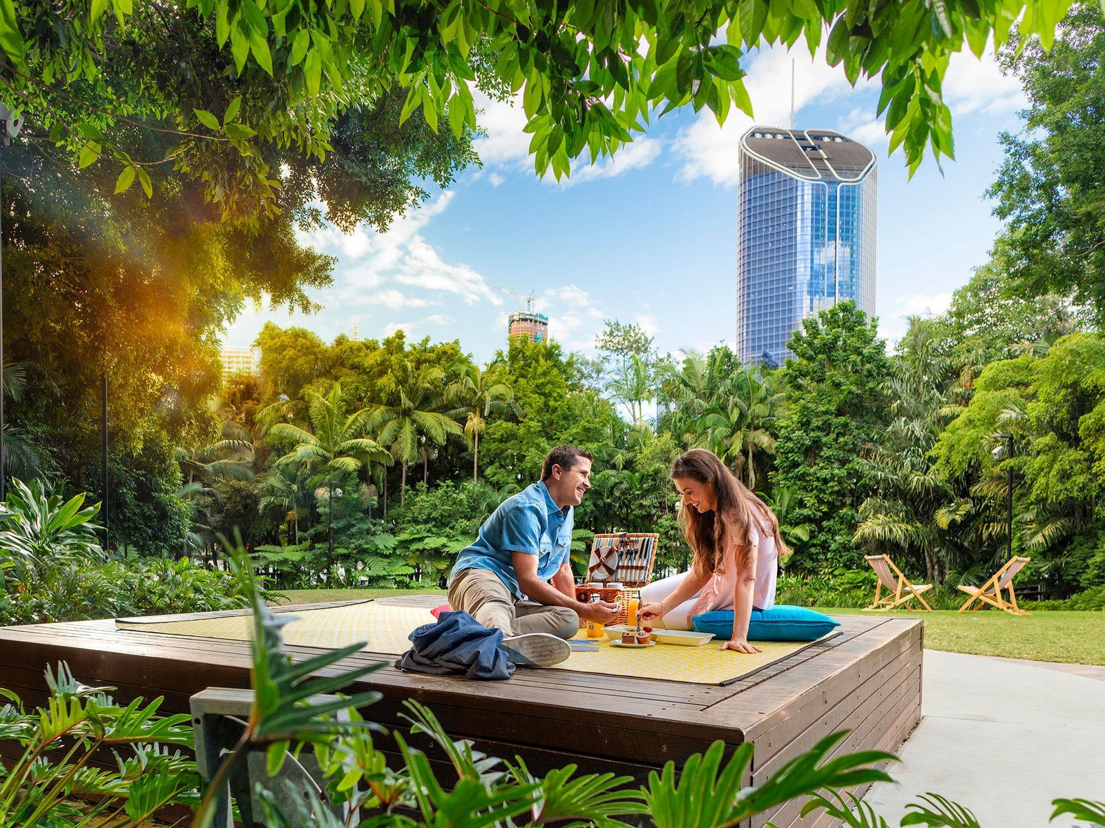 South Bank Parklands Logo and Images