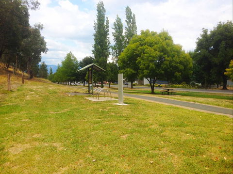 Taylors Gap To Myrtleford 10.5 Km - Holiday Jervis Bay 0