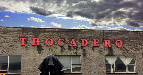 Trocadero Art Space - Whitsundays Tourism 0
