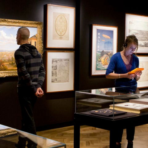 AMAZE - The Michael Crouch Gallery - Wagga Wagga Accommodation 0