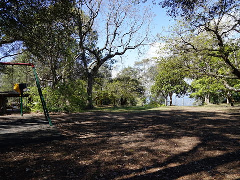 Bowen Mountain Park - Attractions 1