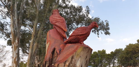 Chainsaw Tree Sculpture - WA Accommodation 1