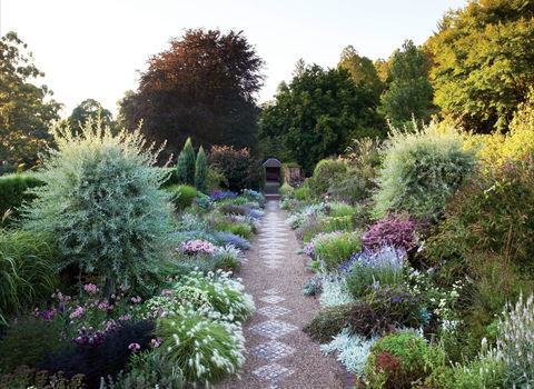 Cloudehill Gardens - Sunshine Coast Guide 1